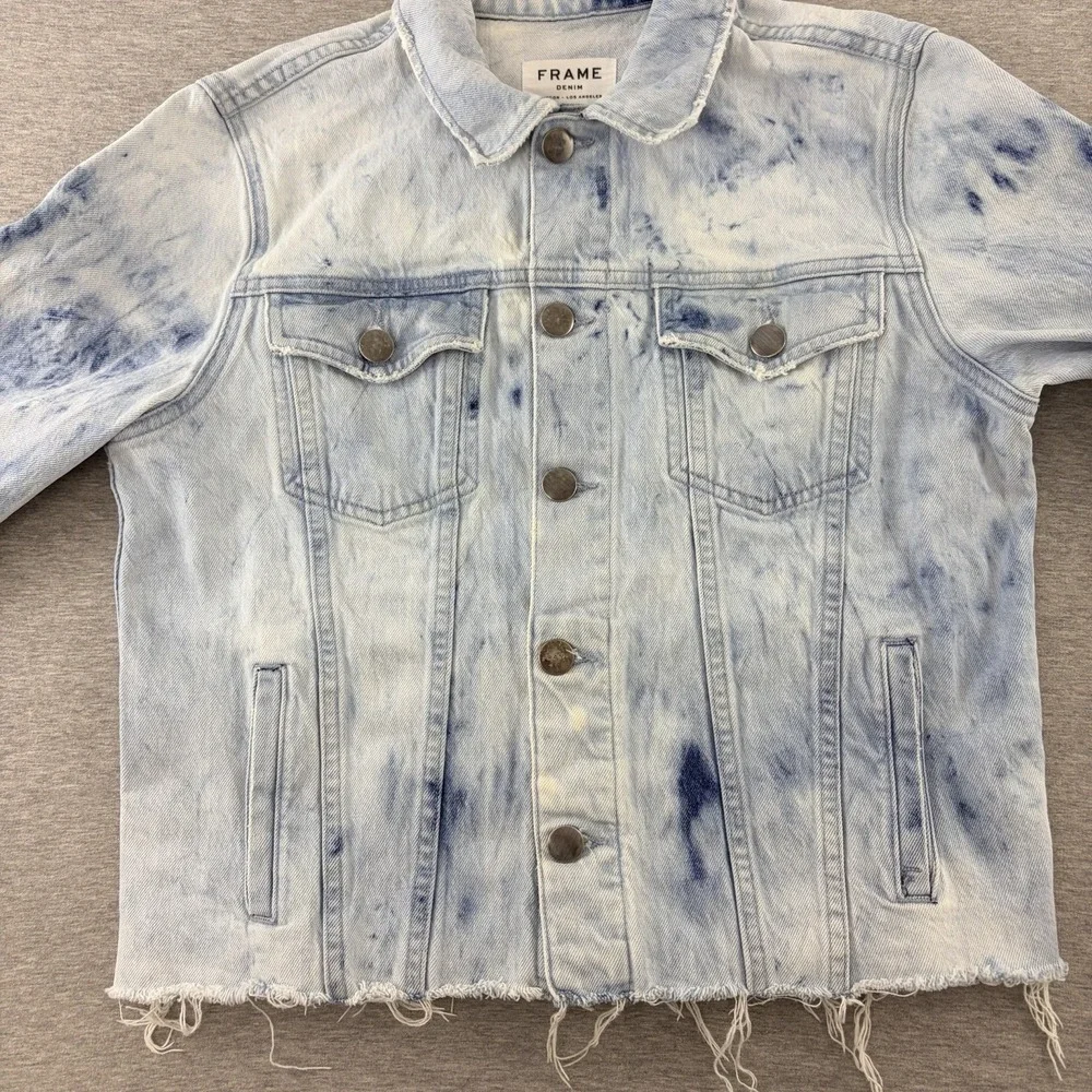 FRAME Denim‎ Women's Light Wash Distressed Jean Jacket Medium Frayed Hem Chic